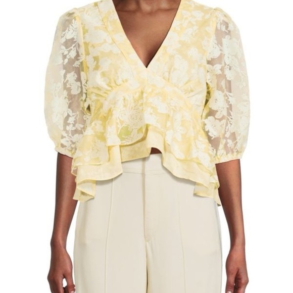 En Saison Butter Yellow Floral Ruffle Feminine Girly Cottage Core Top - Picture 2 of 7